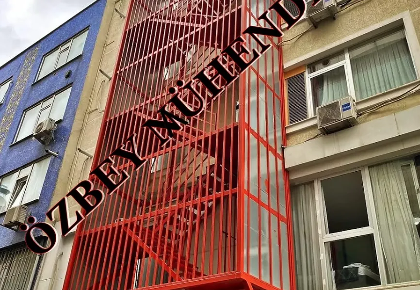 Hayat Kurtaran Yapılar: Yangın Merdiveni Seçiminde Uzmanlık